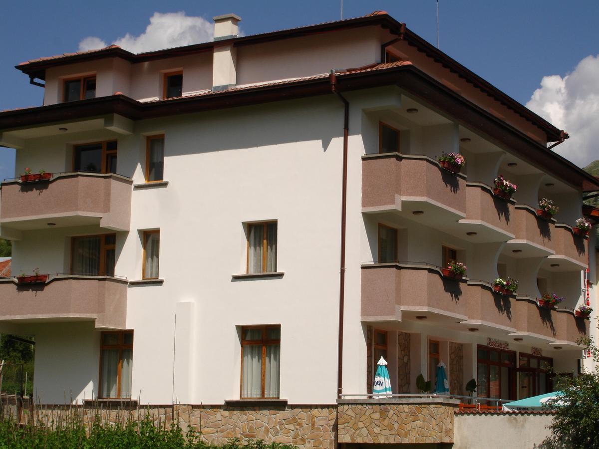 Yagodina Family Hotel Exterior photo